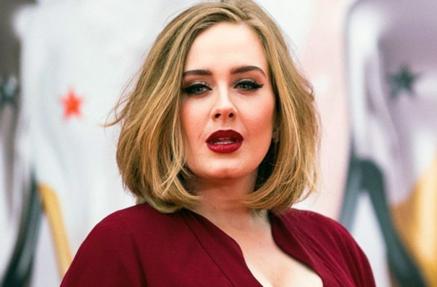  Singer Adele, who lost 40 kg, delighted the Network with fresh pictures