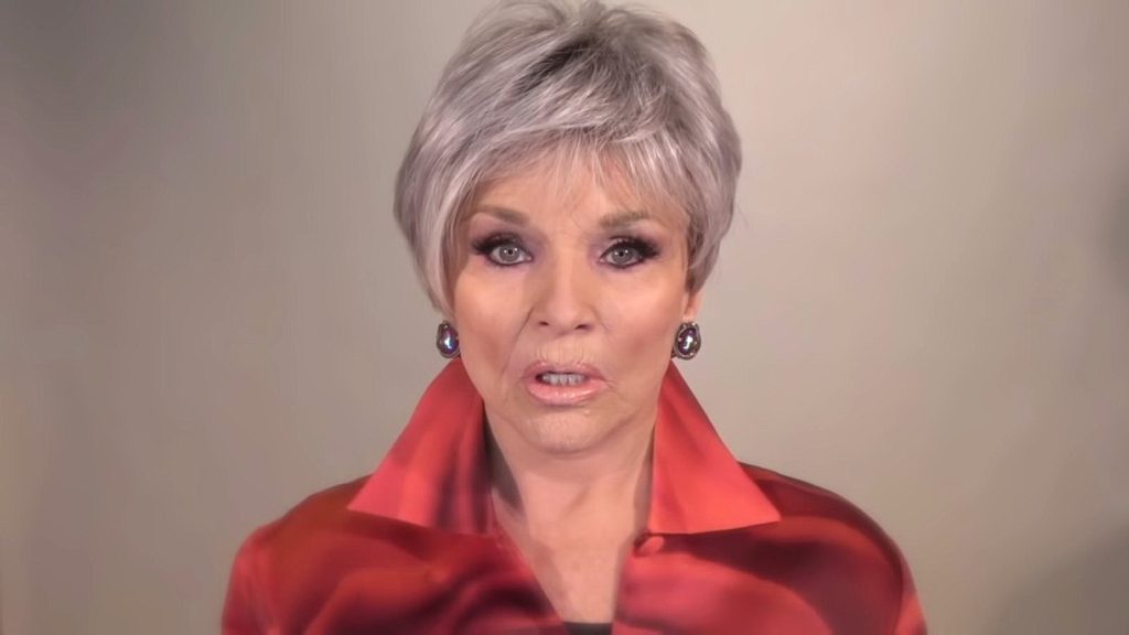 A Wonderful Video Of An 80 Year Old Woman Stunned Internet Users With Her Makeup She Surprised 0925