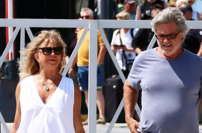  What a romantic couple! Goldie Hawn and Kurt Russell were spotted on their vacation in Greece