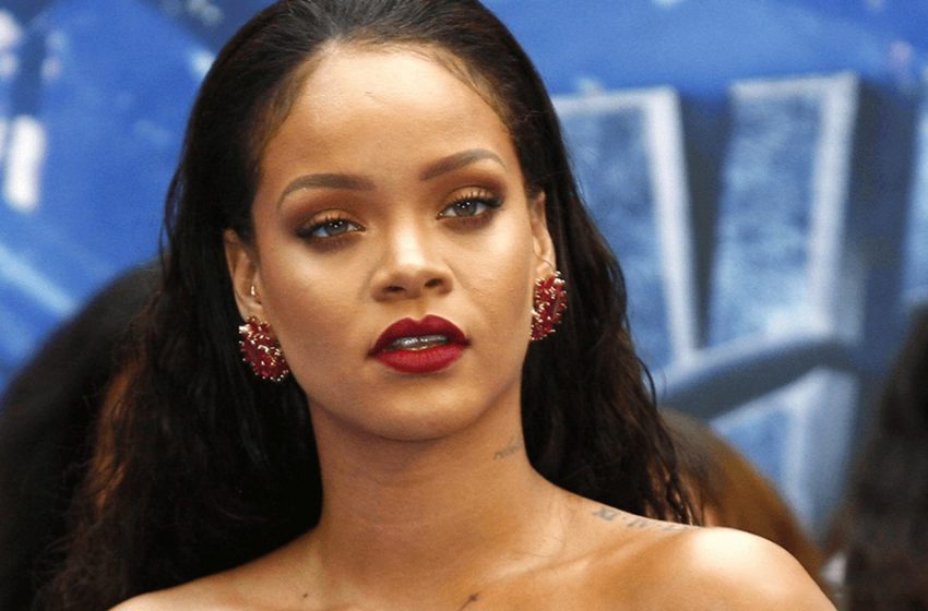  5 photos of Rihanna without photoshop and makeup, where you won’t recognize her