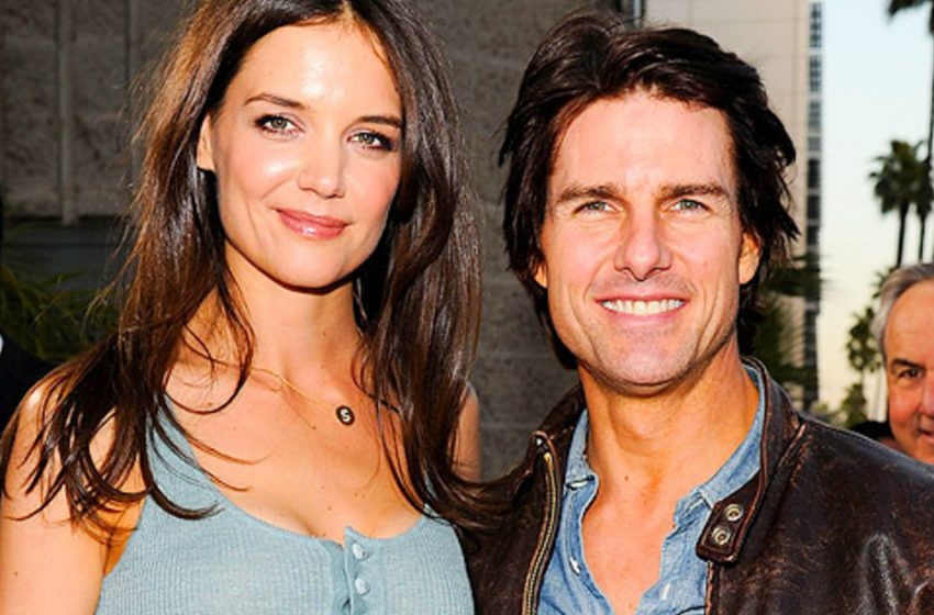  What Tom Cruise and Katie Holmes’ 16 years old daughter looks like. She is a future model!