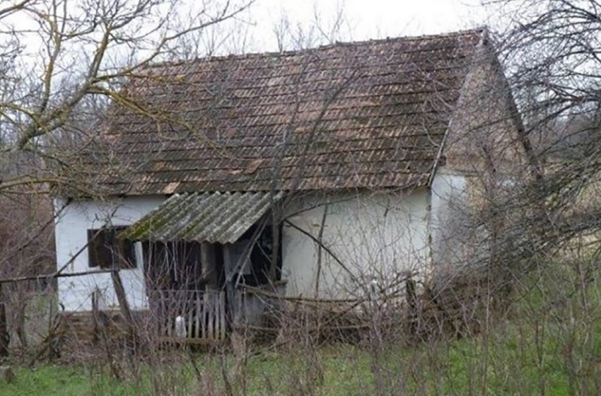  La giovane coppia non aveva abbastanza soldi per un appartamento, così hanno deciso di restaurare la vecchia casa