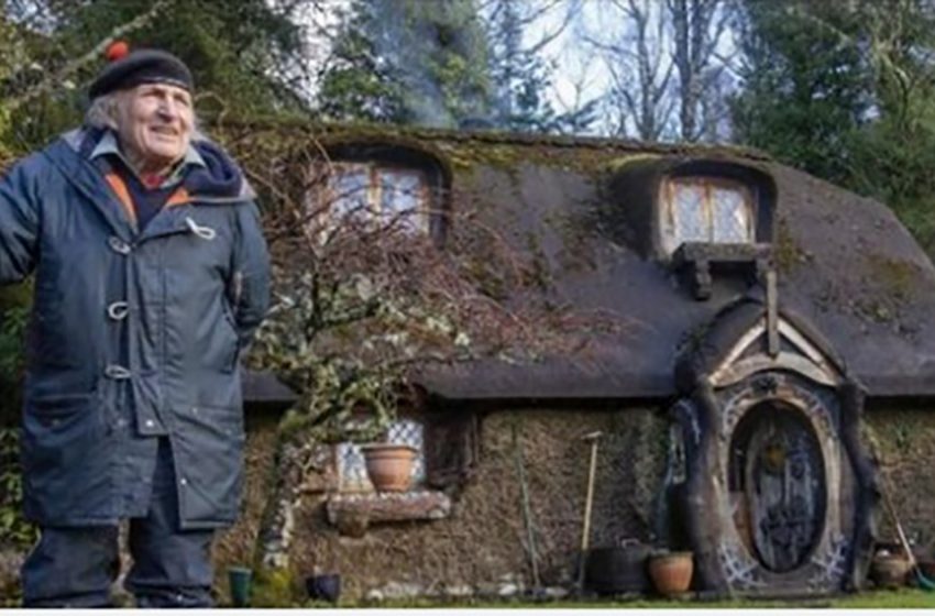  Che incredibile : Un uomo di 90 anni ha stupito il mondo con la sua incredibile casa da hobbit