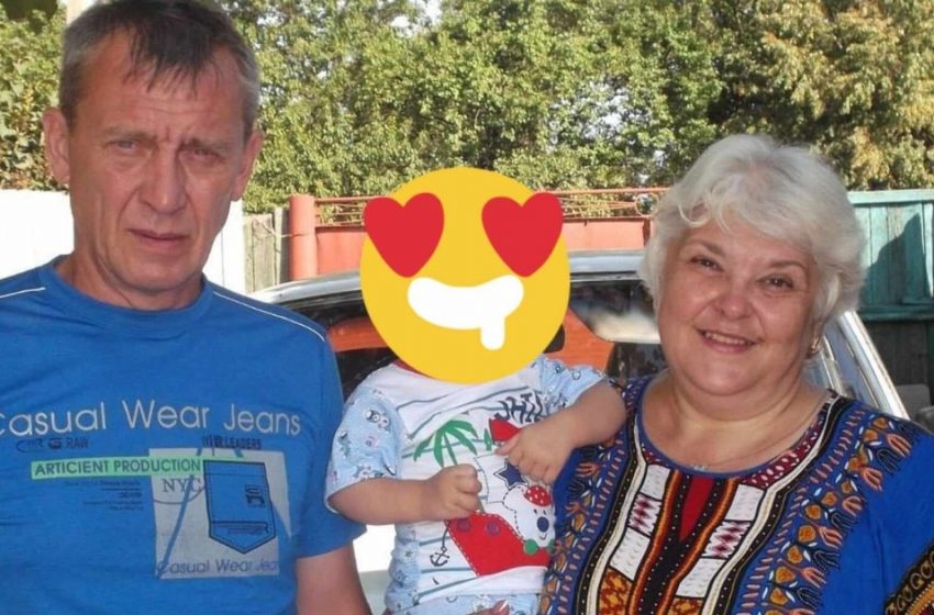  Pensava di essere gravemente malata, ma si è scoperto che era incinta : Com’è ora l’erede di 8 anni di una donna felice che ha partorito a 50 anni