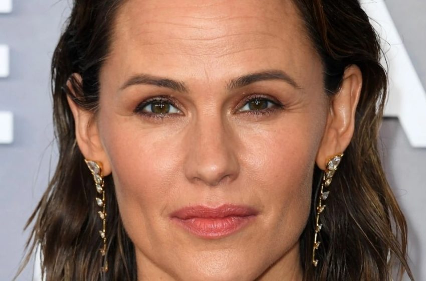  «Mamma Di Tre Ha Stupito I Fan Con La Sua Foto In Costume Da Bagno»: Jennifer Garner Ha Mostrato Come Una Donna Dovrebbe Invecchiare!