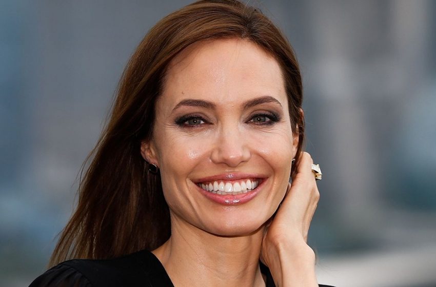  «È cambiata molto»: Angelina Jolie di 48 anni ha scioccato i fan con le sue foto recenti!