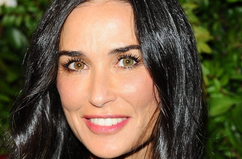  «Non sembra affatto della sua età»: Demi Moore ha impressionato con il suo aspetto giovanile e la sua figura snella!