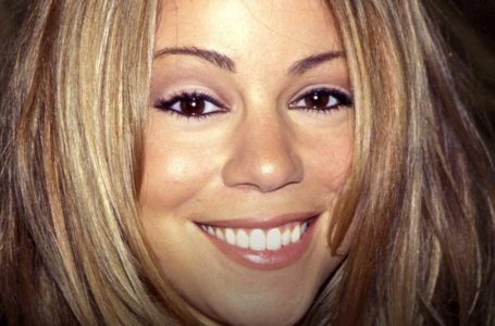 «In Un Elegante Vestito Nero»: Mariah Carey, 54enne, Ha Deliziato i Fan Con il Suo Aspetto «Snello»!
