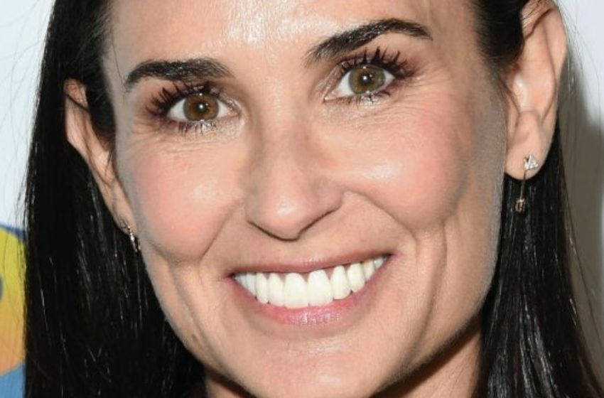  «La bellezza non è più la stessa»: i paparazzi hanno catturato Demi Moore, 61 anni, in vacanza!