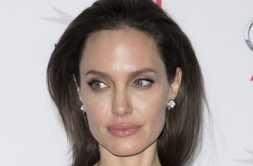  «Sembrare 10 Anni Più Giovane»: Angelina Jolie si è Radicalmente Trasformata, Diventando Bionda!