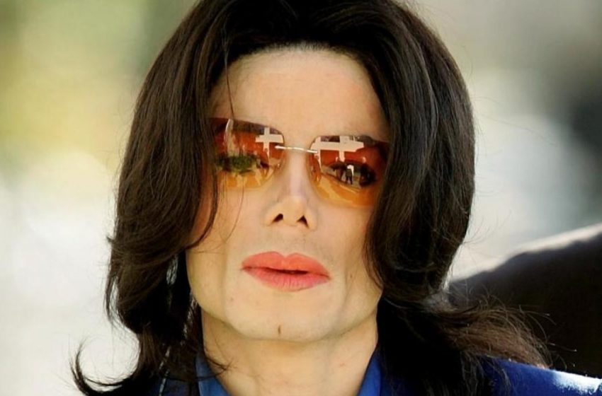  «Le foto sono scattate tramite IA»: Aspetto immaginario di Michael Jackson di 50 anni senza interventi di chirurgia plastica e altre modifiche cosmetiche!