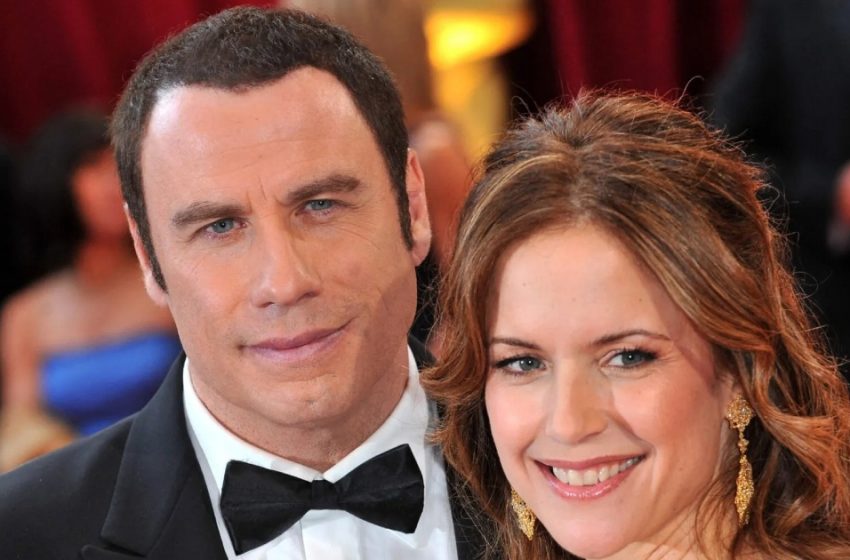  «È Rimasta Incinta a 47 Anni Nonostante gli Avvertimenti dei Medici»: Com’è il Figlio di John Travolta e della Sua Defunta Moglie?