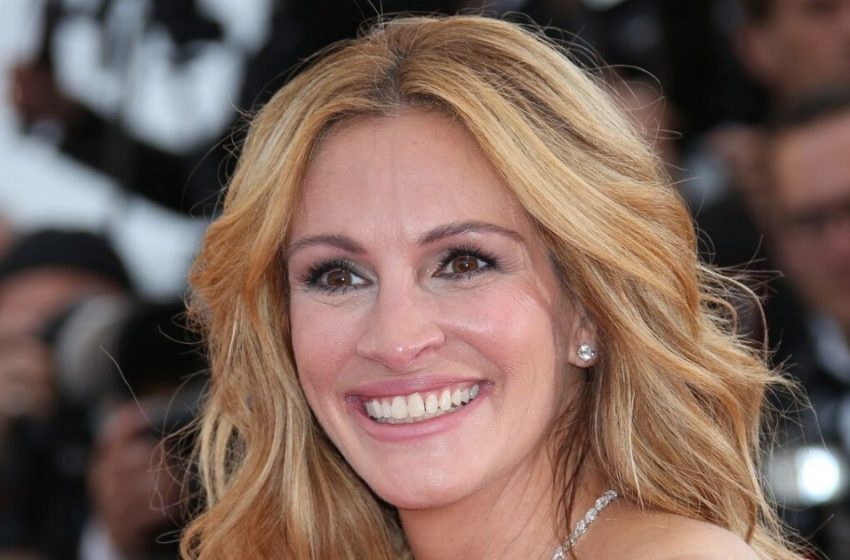  «Già Prende in Prestito Abiti dalla Mamma»: Recenti Foto della Figlia Diciannovenne di Julia Roberts!