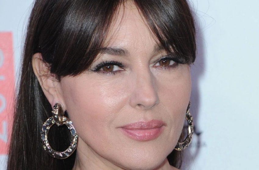  «Mio Padre Pensava Che Fossi Brutto da Bambino» Monica Bellucci Ha Mostrato la Sua Foto d’Infanzia!