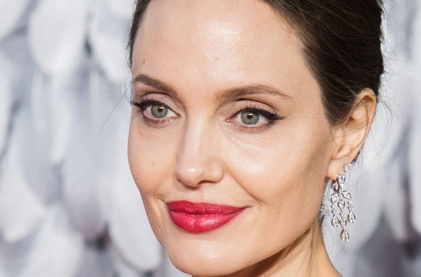  “Il Preferito di Jolie”: Com’è Ora il Ragazzo Che Angelina Jolie Ha Adottato 21 Anni Fa?