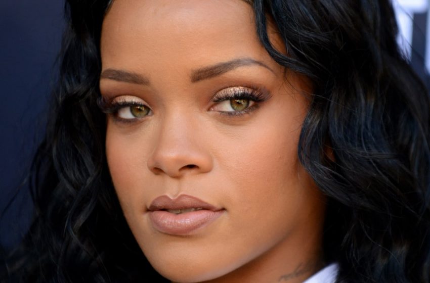  «Sembra una casalinga trasandata»: Rihanna ha cambiato radicalmente la sua immagine in mezzo ai rumors della terza gravidanza!