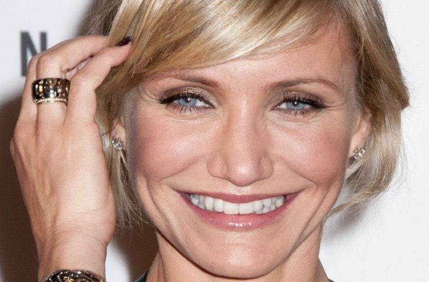  «Una nuova mamma a 51 anni»: Cameron Diaz sembra così felice durante la sua prima passeggiata con suo marito dopo il parto!