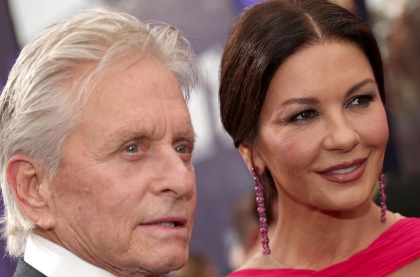  “Già Così Cresciuti”: Zeta-Jones di 54 Anni e Douglas di 79 Anni Hanno Mostrato con Orgoglio i Loro Eredi Adulti!