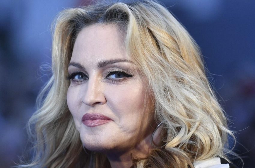  “Gonfia e Esausta”: Madonna, 65 Anni, È Stata Filmata Senza Ritocchi in un Hotel!