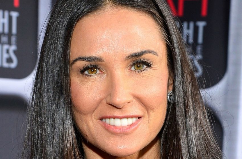  “Mamma Star e Figlie si Divertono in Spiaggia”: Demi Moore di 61 Anni Ha Pubblicato un Video con le Sue Figlie in Bikini!