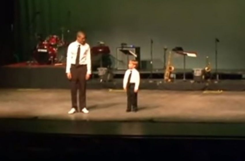  “Il ragazzo ha superato il maestro stesso”: il pubblico è rimasto congelato dall’ammirazione quando il bambino di 6 anni è salito sul palco con il suo insegnante di danza!