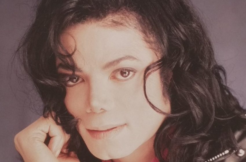  “Ricorda notevolmente il padre scomparso”: come appare oggi il figlio più giovane di Michael Jackson?