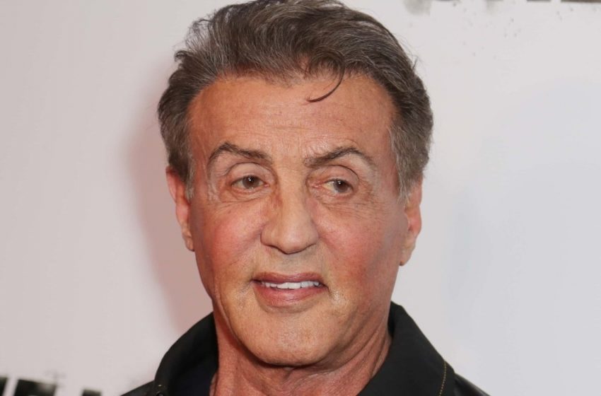  “Le è stato fedele per 27 anni”: Stallone, di 77 anni, ha mostrato sua moglie, 21 anni più giovane di lui!