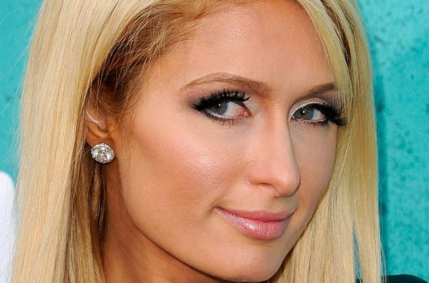  I Fan Sono Preoccupati per la Strana Dichiarazione della Star Mom: Paris Hilton Ha Accennato che Abbronzerà la Sua Bambina “Pallida”!