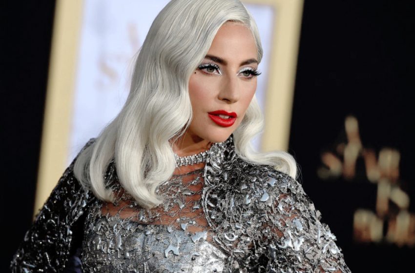  “Sto Piangendo in Palestra Anziché Allenarmi: Lady Gaga Ha Condiviso Nuove Immagini e Parlato della Sua Recente Trasformazione Fisica!