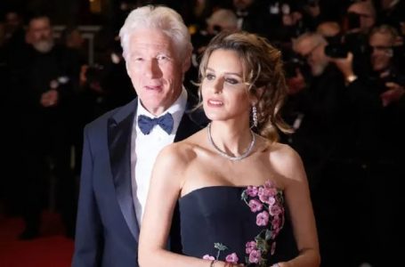 “È un papà che chiunque potrebbe sognare”: la moglie di Richard Gere ha mostrato foto rare dell’attore con i suoi tre figli!