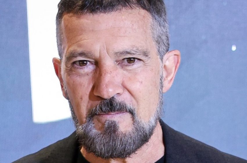  «Nicole e Io»: Antonio Banderas, 63 anni, pubblica una foto con la sua fidanzata di 42 anni!