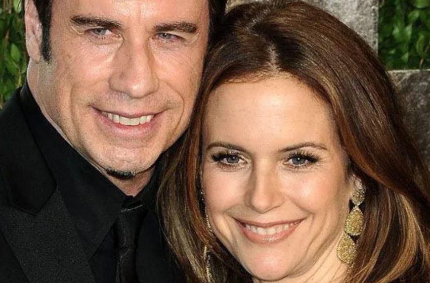  Il figlio di John Travolta e Kelly Preston, di 14 anni, sembra proprio un «doppione» del padre, con quel sorriso inconfondibile che non lascia dubbi!