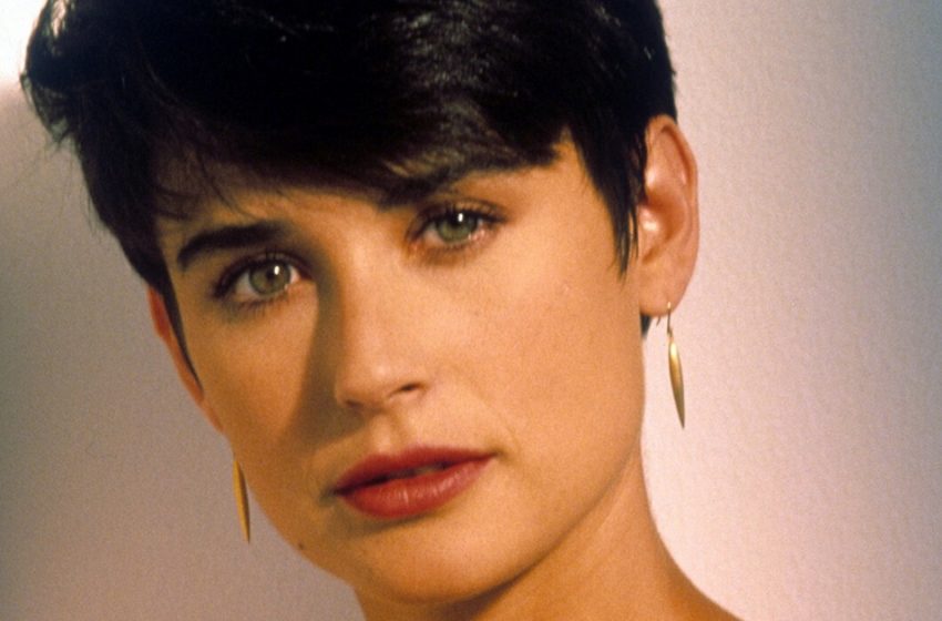  “A 61 anni, Demi Moore sembra avere 30 anni”: La sua giovinezza e bellezza sorprendono tutti!