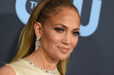 Il meraviglioso viaggio di Jennifer Lopez verso la maternità: foto rare rivelano la sua trasformazione!