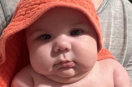 Mamma Sotto Accusa per il Suo “Gigante” di 4 Mesi!: Il Web si Spacca Dopo Aver Visto le Foto!