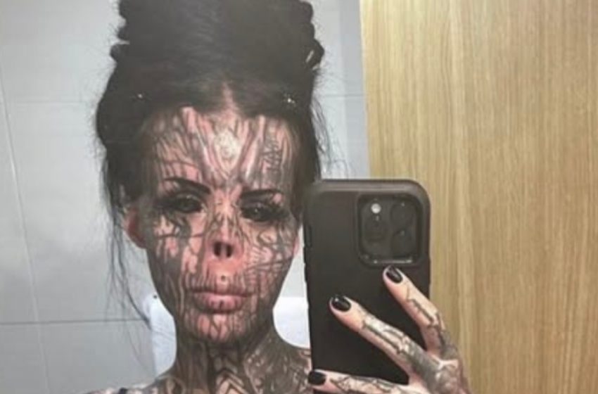 Donna tatuata che conserva il suo naso in un barattolo mostra le straordinarie foto del “prima”! Guarda le immagini!