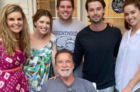 Una Foto Inedita di Arnold Schwarzenegger Fa Sciogliere i Cuori nel Giorno del Suo 78º Compleanno!