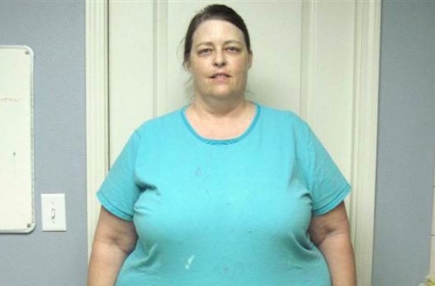  Donna pensionata di 63 anni dimezza il suo peso perdendo 102 kg! Guarda le foto!