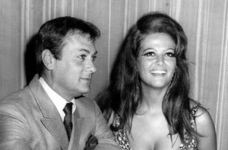 Claudia Cardinale e Tony Curtis in uno Scatto Leggendario!: Riuscite a Scoprire il Segreto Dietro Questo Momento Iconico?