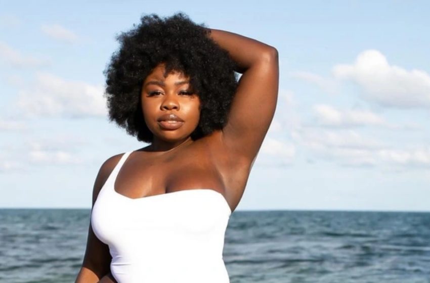  La Modella Bionica che Ha Superato i Limiti: Come Ha Imparato ad Amare il Suo Corpo e Sfidare gli Stereotipi della Società