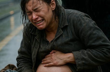 Una donna incinta, senza casa, dormiva sotto la pioggia nella stazione, e centinaia di persone la ignoravano. Tutto cambiò quando una persona si fermò, posando finalmente lo sguardo su quella donna povera e dimenticata.