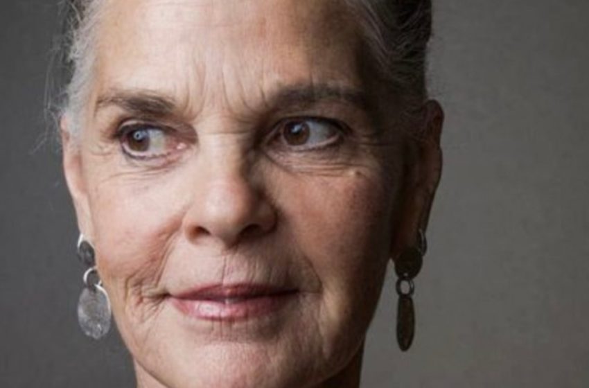  Una Volta Icona di Hollywood e Bellezza Incredibile, Ora Irriconoscibile: Riesci a Indovinare l’Attrice a 85 Anni?