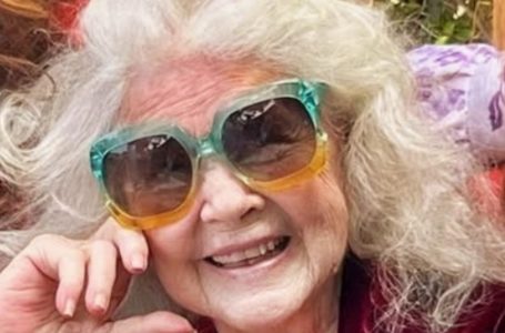 A 86 anni, torna più forte che mai!: I fan restano senza fiato davanti alla sua trasformazione!