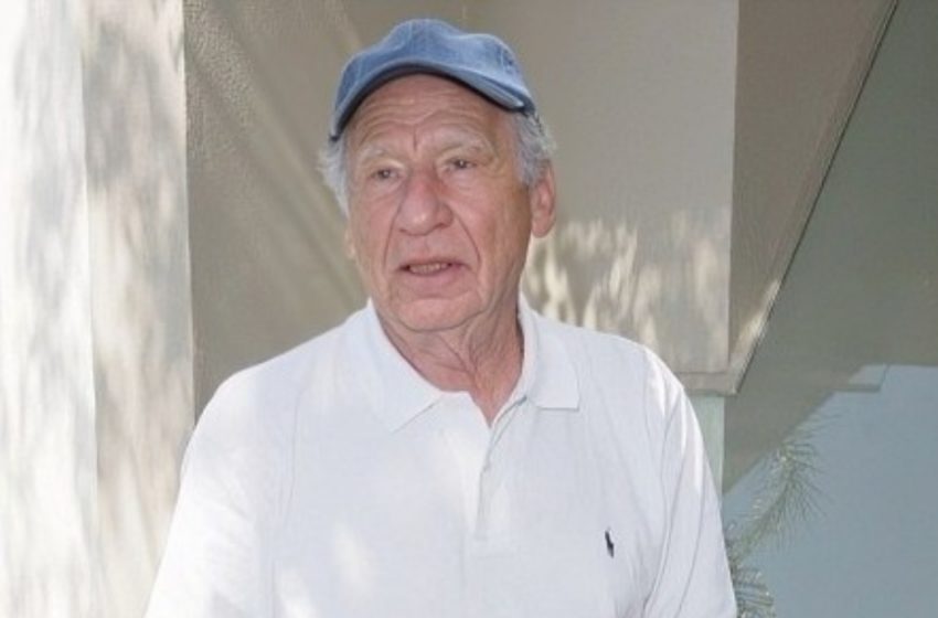  Chi è Questa Leggenda Iconica di Hollywood?: A 99 Anni, il Suo Impatto Brilla Ancora!